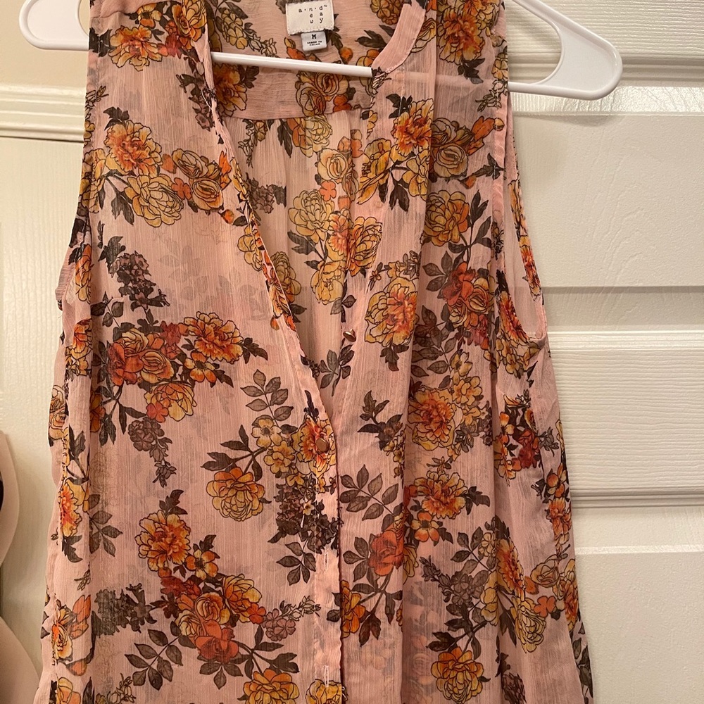 Lightly used A New Day floral tank top